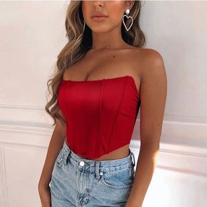 Sexy red corset😍❤️